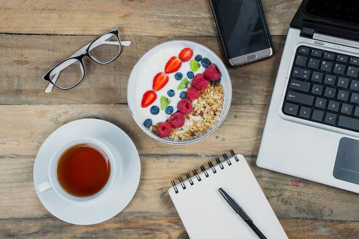 Healthy Snacks for Office Workers Explanation for Practical Snack Planning and Healthy Habits