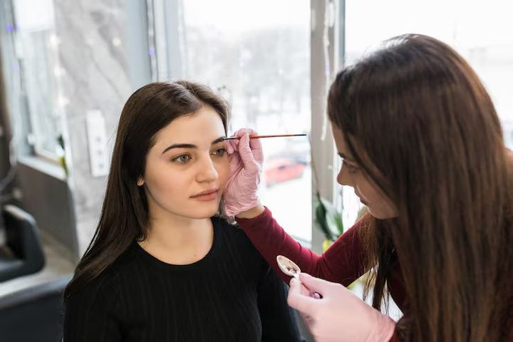 Discover How Permanent Eyeliner Treatments Enhance Eye Definition and Makeup Efficiency